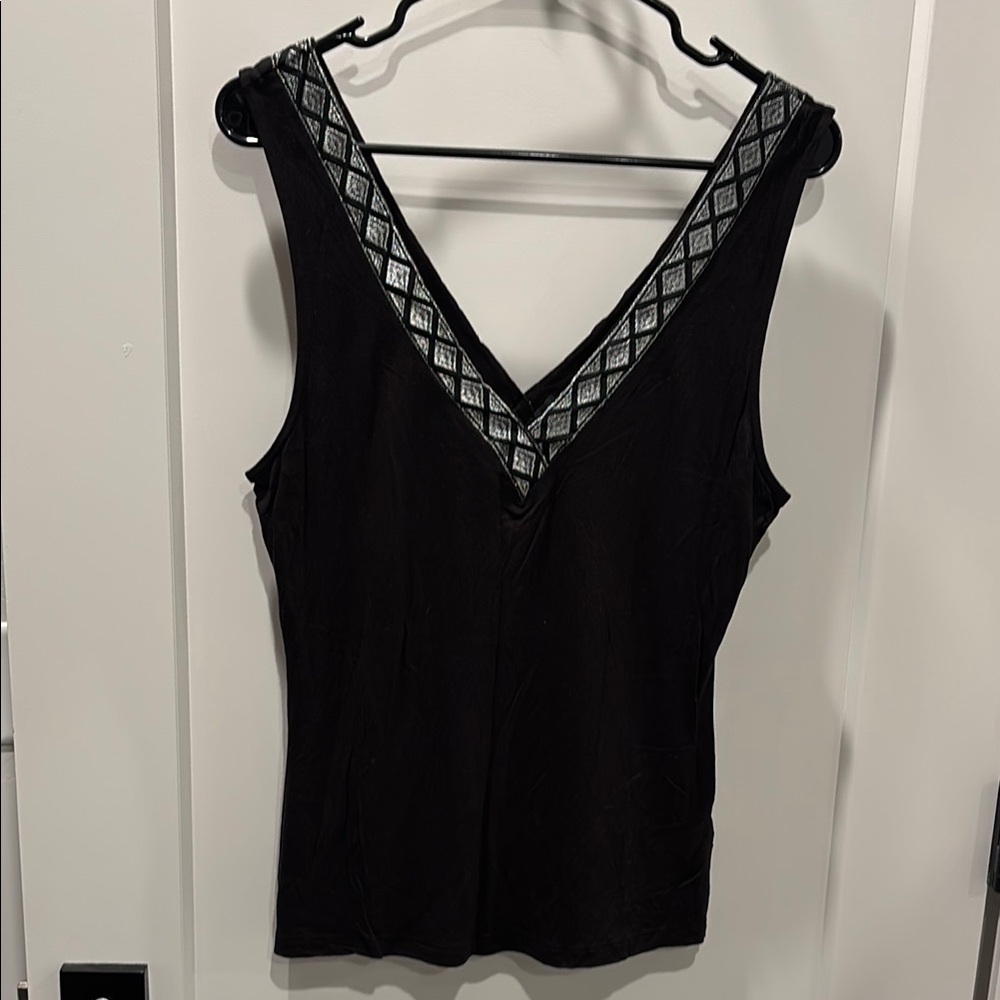 Chic Black Sleeveless Top with Geometric Trim